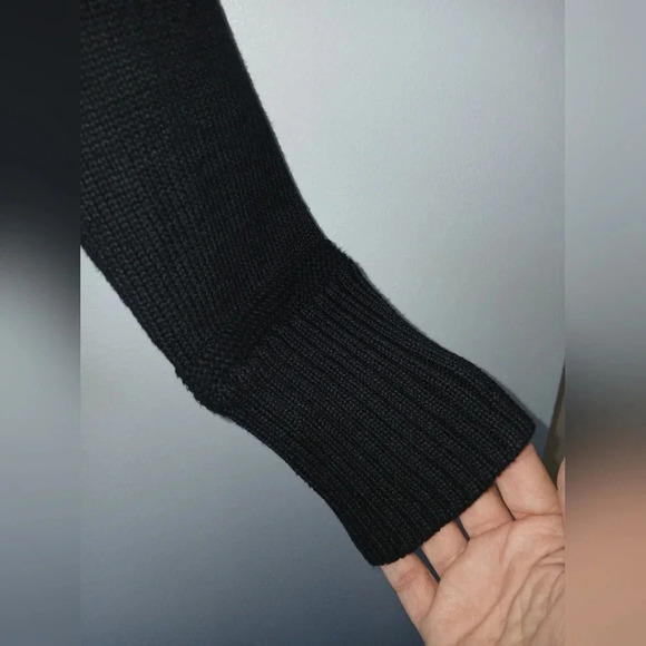 Lauren Ralph Lauren black shawl collar chunky clasp sweater women's size Medium - Picture 6 of 10